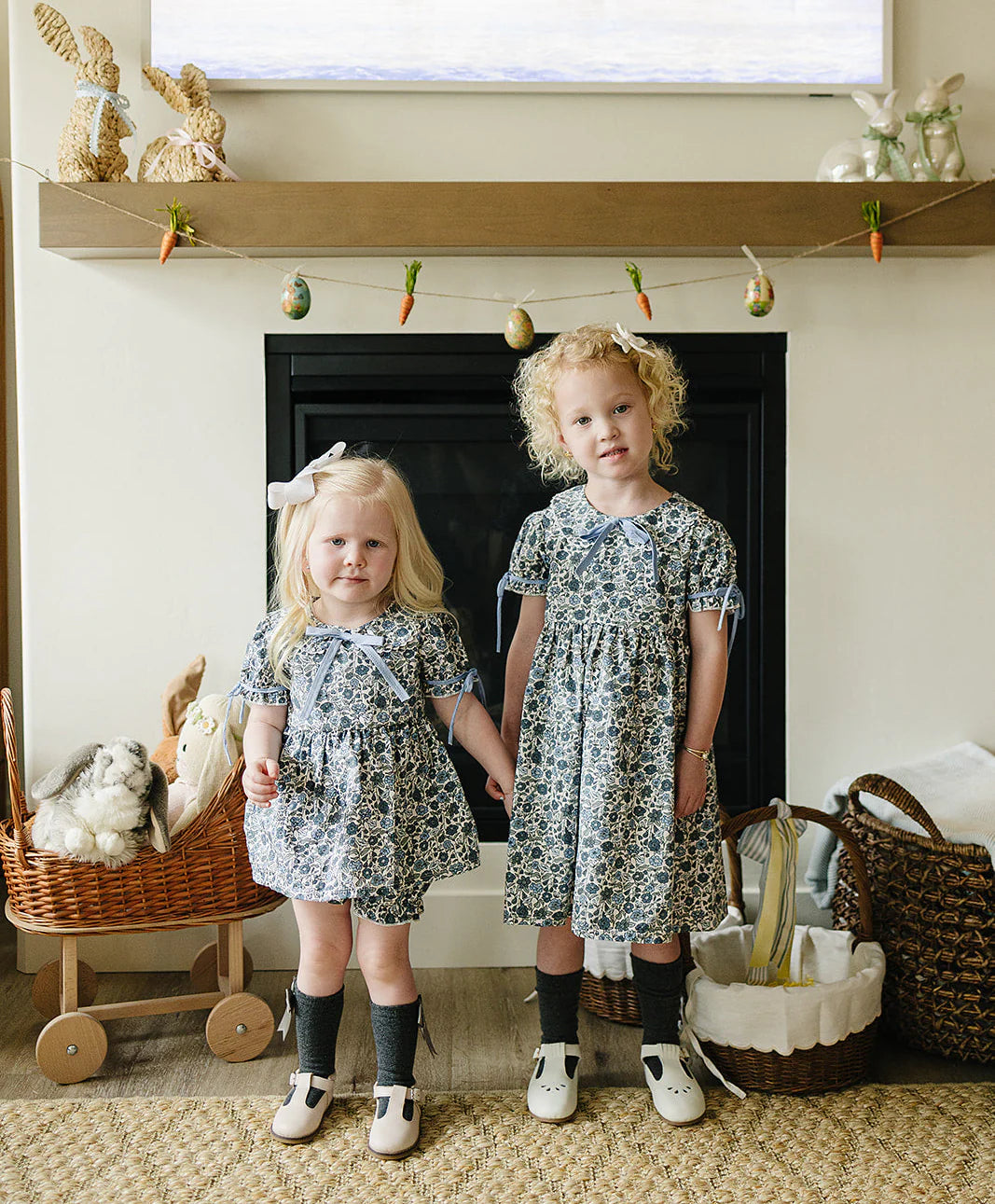 Navy Floral Bubble Sleeve Dress