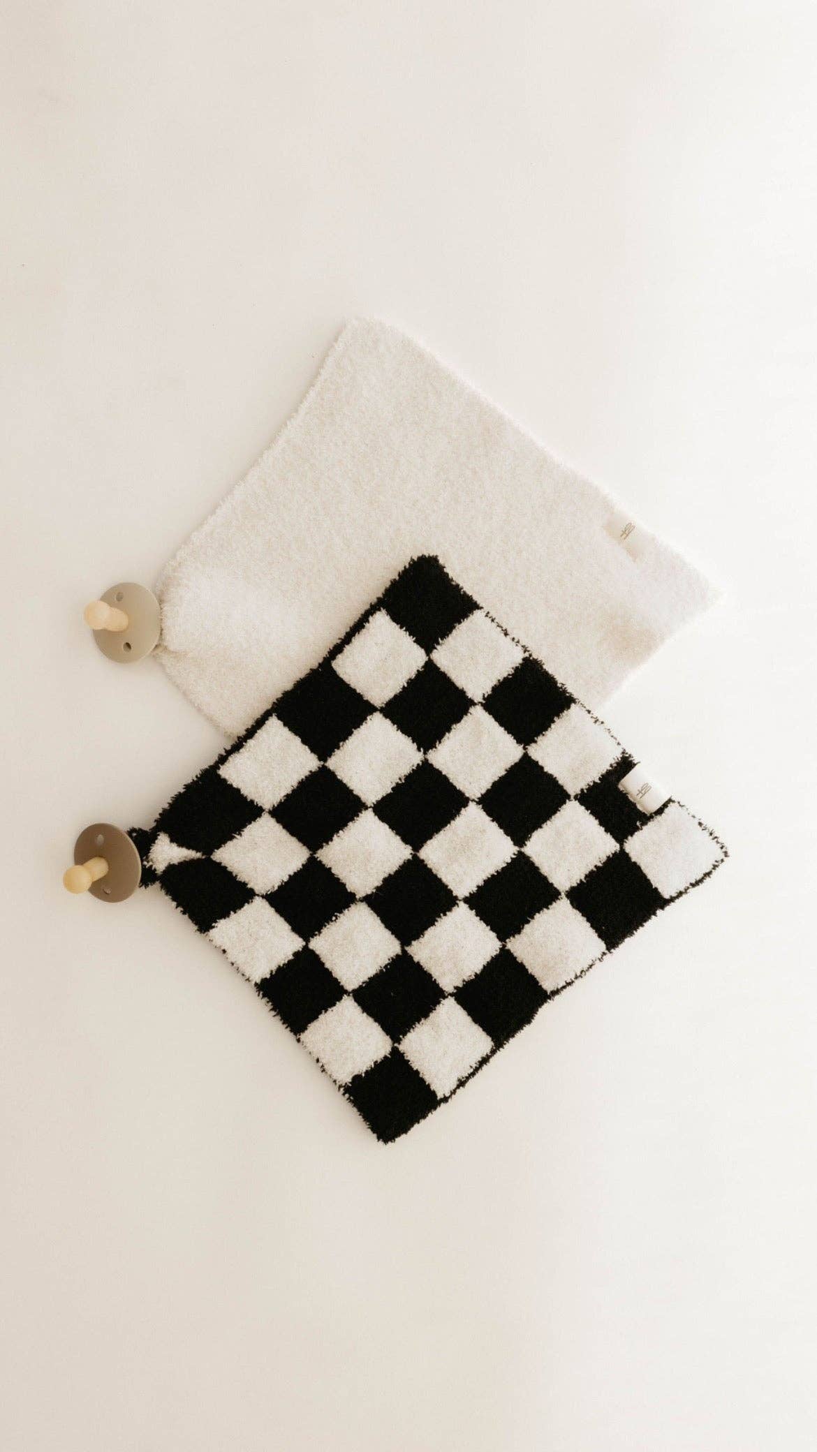 Lovey | Black & White Checkered